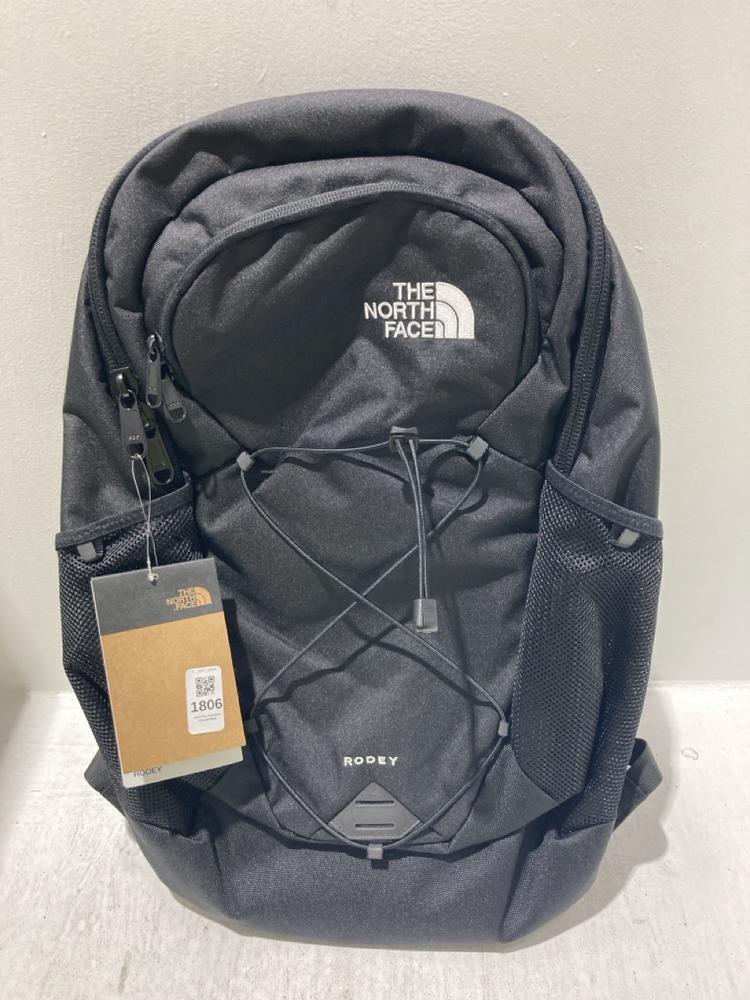 Lot 1806  
            Chesterfield SR45 - Parcel Delivery Only 

                
THE NORTH FACE RODEY BACKPACK IN BLACK (LOCATION: L17)