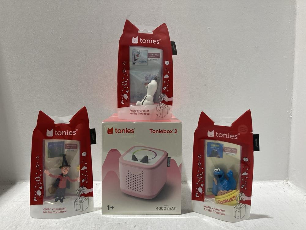 Lot 1810  
            Chesterfield SR45 - Parcel Delivery Only 

                
4 X TONIES PRODUCTS TO INCLUDE TONIEBOX 2 (LOCATION: L17)