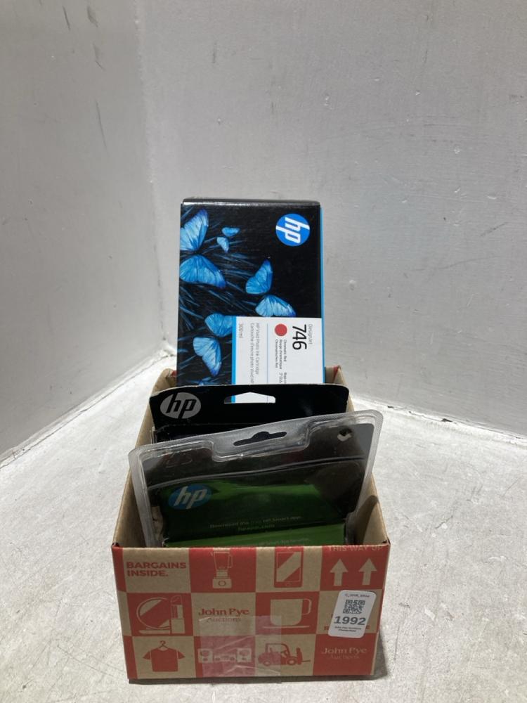 Lot 1992  
            Chesterfield SR44 - Parcel Delivery Only 

                
BOX OF ASSORTED PRINTER INK CARTRIDGES TO INCLUDE 924 4 PACK (LOCATION: L8)