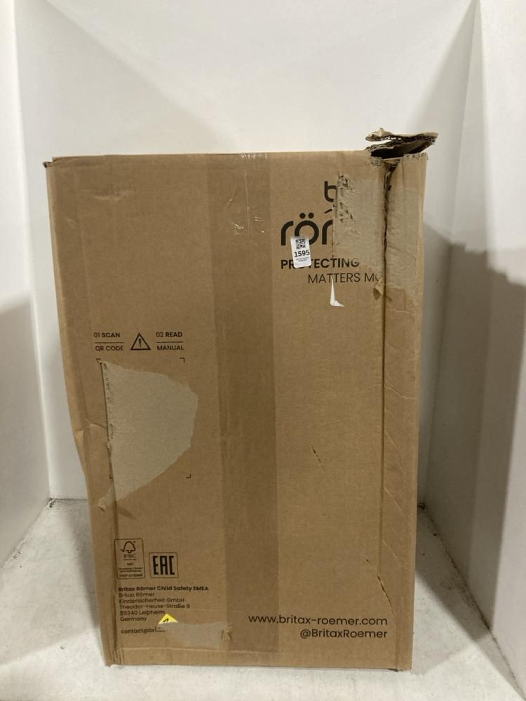 Lot 1595  
            Chesterfield SR47 - Parcel Delivery Only 

                
BRITAX ROMER DISCOVERY PLUS 2 CAR SEAT IN SPACE BLACK ORIGINAL RRP- £110 (LOCATIO...