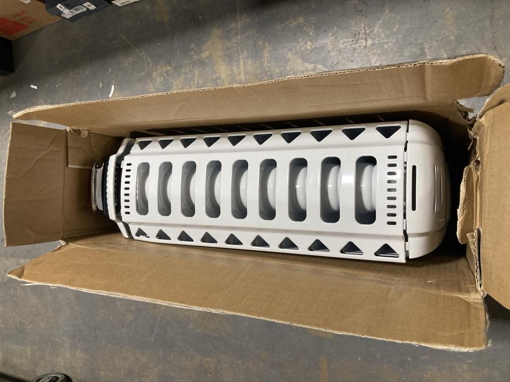 Lot 1609  
            Chesterfield SR47 - Parcel Delivery Only 

                
DELONGHI DRAGON 4 ELECTRIC OIL FILLED RADIATOR ORIGINAL RRP- £167 (LOCATION: SR46...