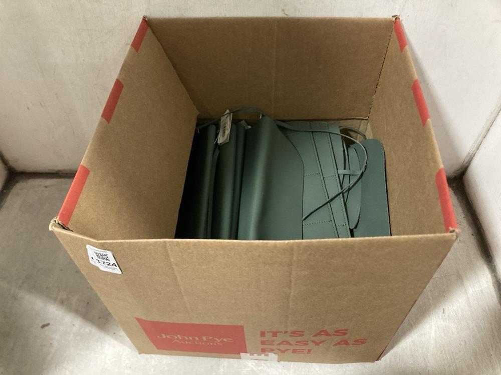 Lot 1724  
            Chesterfield SR47 - Parcel Delivery Only 

                
BOX OF JOHN LEWIS LEATHER WATCH ROLLS IN GREEN -80014 (LOCATION: SR46H1)