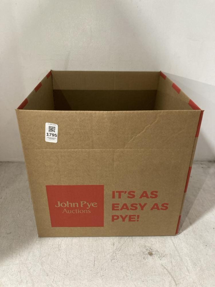 Lot 1795  
            Chesterfield SR47 - Parcel Delivery Only 

                
BOX OF ASSORTED CLOTHING TO INCLUDE 3 PAIRS COTTON RICH TIGHTS IN BROWN SIZE 7-8Y...