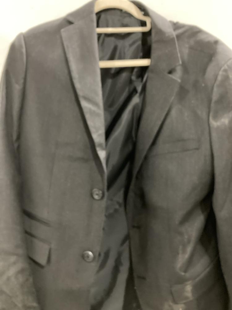 Lot 1803  
            Chesterfield SR47 - Parcel Delivery Only 

                
SELECTED HOMME SLIM MYLO BLAZER IN BLACK SIZE 46R TO INCLUDE SELECTED HOMME SLIM ...