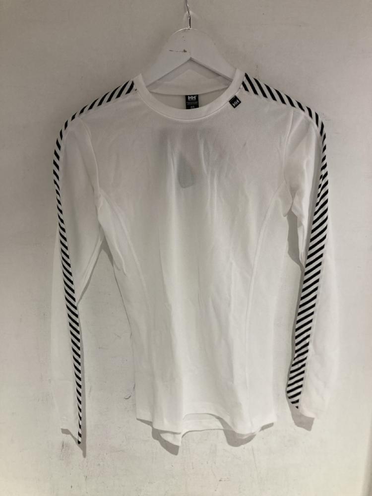 Lot 310  
            Chesterfield SR46 - Parcel Delivery Only 

                
3 X ASSORTED ADULTS BRANDED CLOTHING TO INCLUDE HELLY HANSEN REGULAR FIT CLASSIC ...