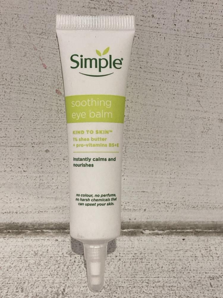 Lot 352  
            Chesterfield SR46 - Parcel Delivery Only 

                
QTY OF SIMPLE SOOTHING EYE BALM 15ML (LOCATION: J4)