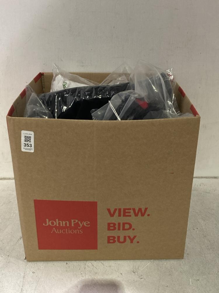 Lot 353  
            Chesterfield SR46 - Parcel Delivery Only 

                
QTY OF ASSORTED ADULTS BRANDED CLOTHING TO INCLUDE CASTELLI SORPASSO MENS RIDING ...