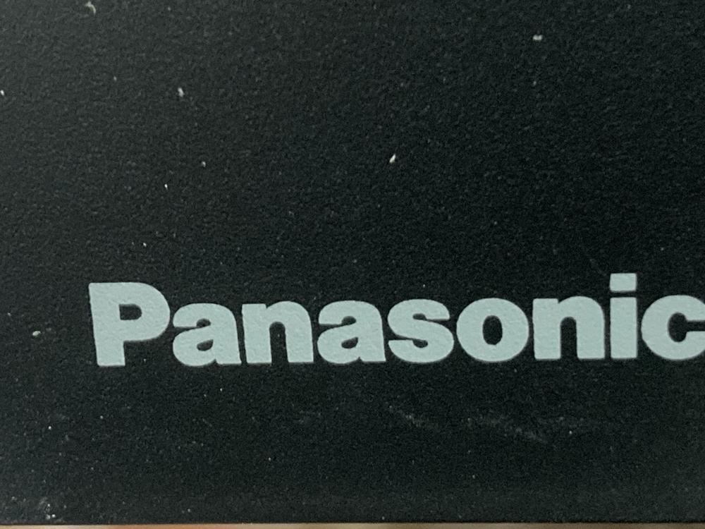 Lot 355  
            Chesterfield SR46 - Parcel Delivery Only 

                
PANASONIC NN-ST22QB MICROWAVE OVEN (LOCATION: J4)