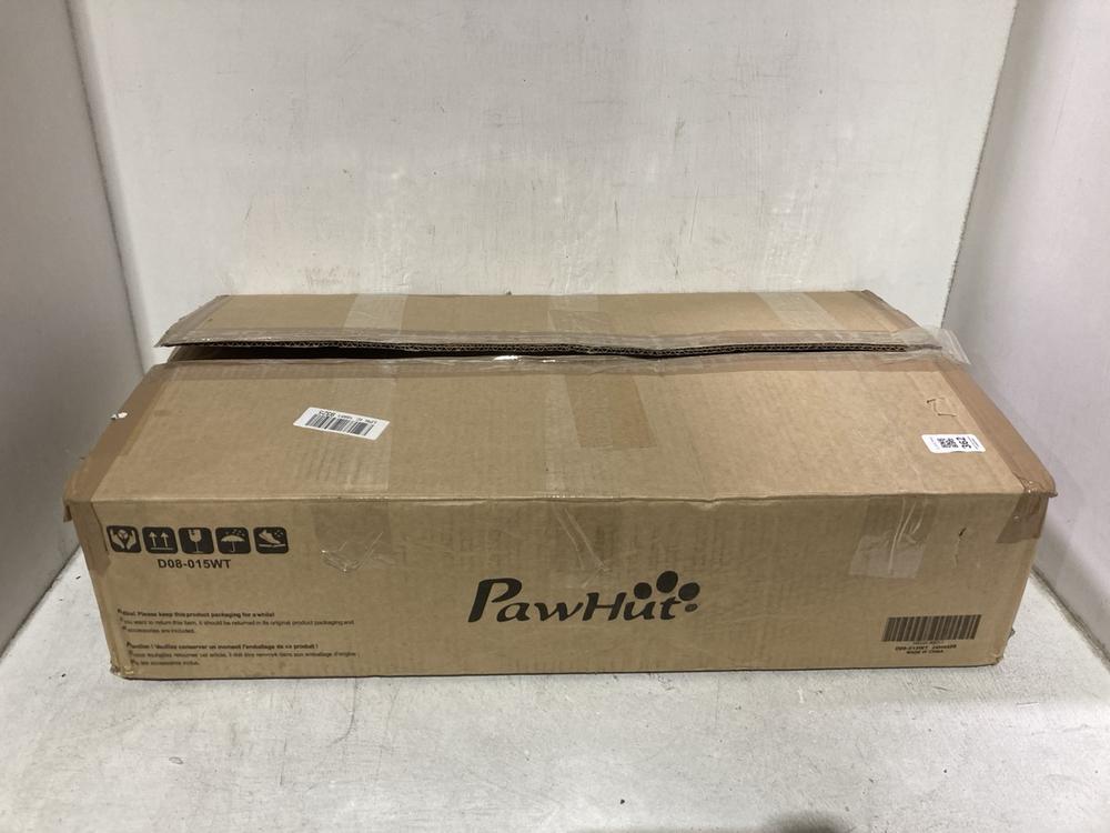 Lot 362  
            Chesterfield SR46 - Parcel Delivery Only 

                
PAWHUT DUAL PET BOWL & DISH RACK IN WHITE (LOCATION: J4)