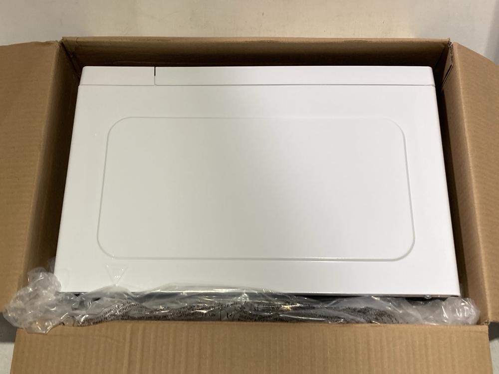 Lot 365  
            Chesterfield SR46 - Parcel Delivery Only 

                
HISENSE H20MOWS4UK MICROWAVE OVEN (LOCATION: J4)