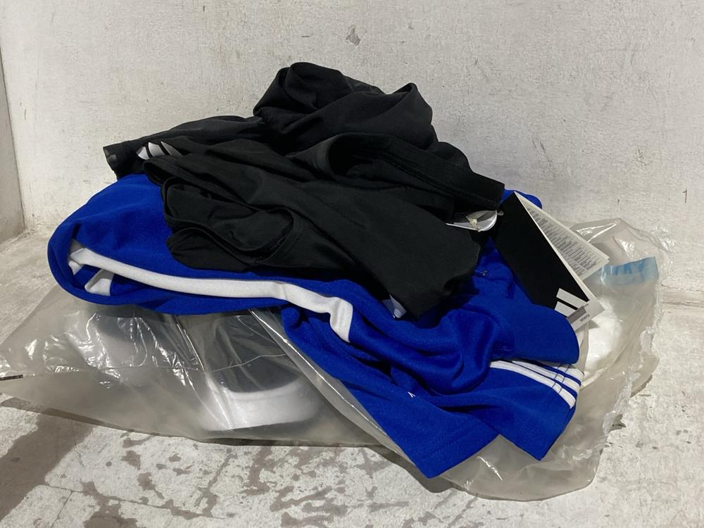 Lot 374  
            Chesterfield SR46 - Parcel Delivery Only 

                
6 X ASSORTED ADULTS ADIDAS CLOTHING TO INCLUDE ADIDAS SWIMSUIT IN BLACK - SIZE 30...