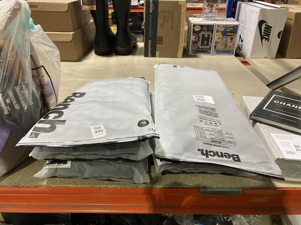 Lot 400  
            Chesterfield SR46 - Parcel Delivery Only 

                
6 X BENCH ADULTS CLOTHING ITEMS TO INCLUDE BENCH 7 PACK BOXER SHORTS (LOCATION: I2)
