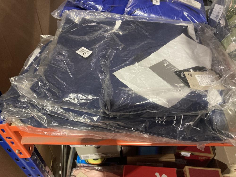 Lot 402  
            Chesterfield SR46 - Parcel Delivery Only 

                
6 X ASSORTED CLOTHING ITEMS TO INCLUDE PUMA JERSEY IN NAVY SIZE M (LOCATION: I2)