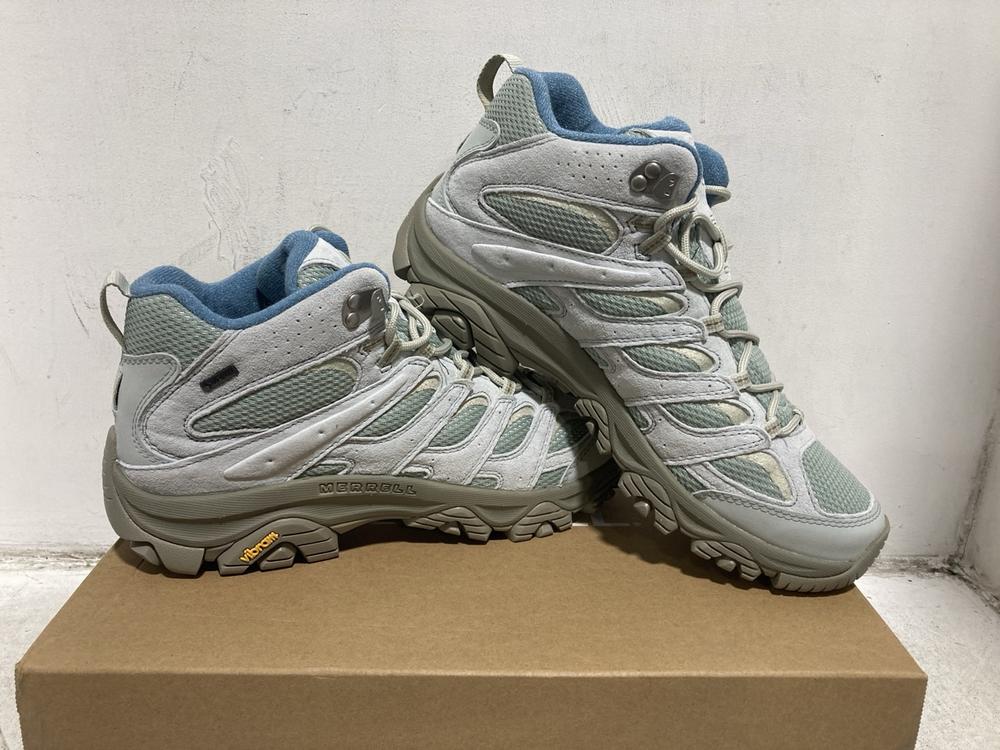 Lot 408  
            Chesterfield SR46 - Parcel Delivery Only 

                
MERRELL MEN'S MOAB 3 MID GTX SHOES IN WHITE SIZE 9.5 (LOCATION: I2)