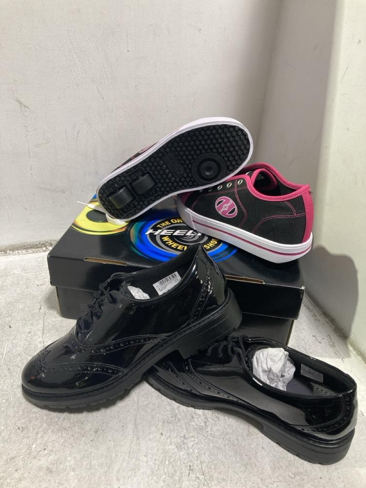 Lot 416  
            Chesterfield SR46 - Parcel Delivery Only 

                
4 X ASSORTED SHOES TO INCLUDE SKECHERS KIDS SHOES IN PURPLE SIZE 4 (LOCATION: I2)