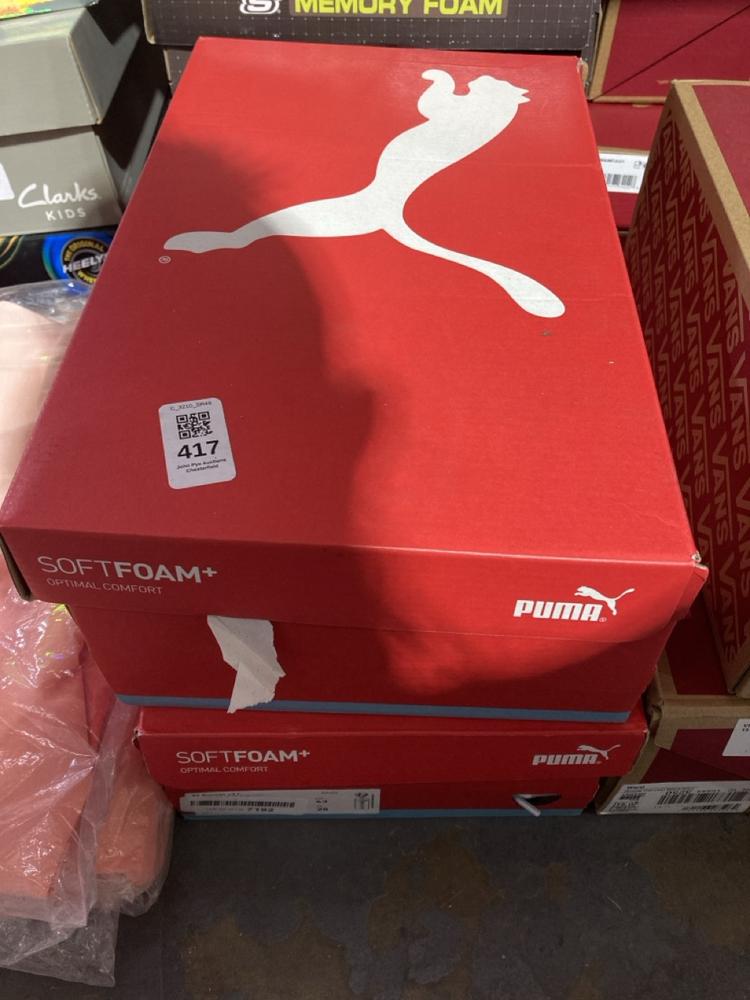 Lot 417  
            Chesterfield SR46 - Parcel Delivery Only 

                
PUMA TRAINERS IN BLACK SIZE 8.5 TO INCLUDE PUMA TRAINERS IN WHITE SIZE 9 (LOCATIO...