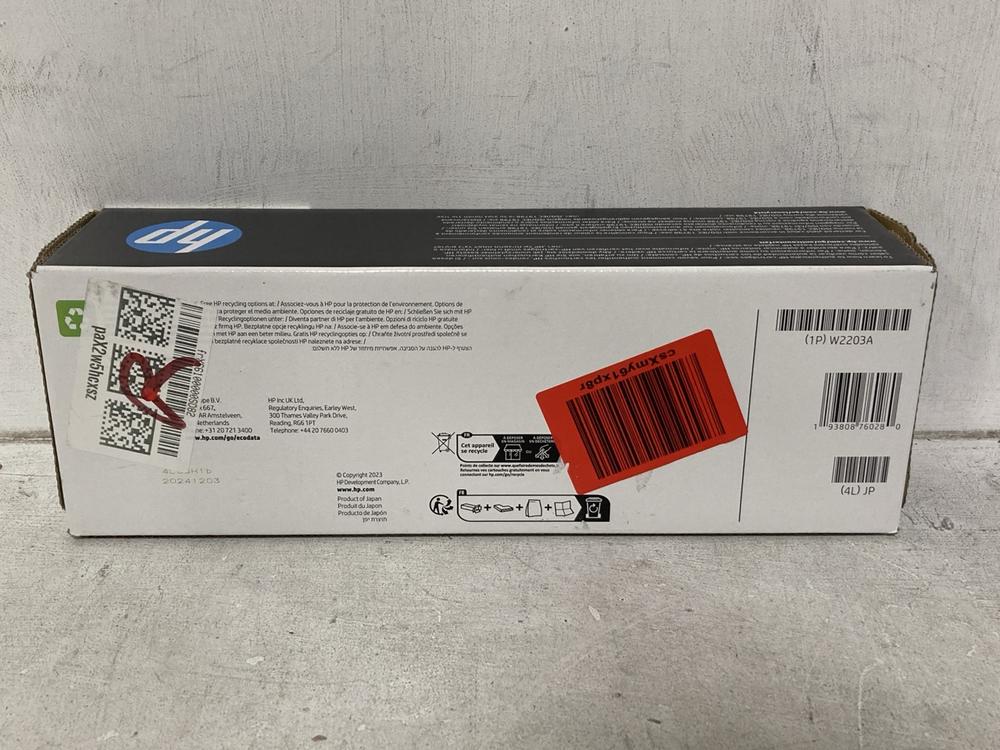 Lot 450  
            Chesterfield SR46 - Parcel Delivery Only 

                
HP W2203A LASERJET 220A MAGENTA ORIGINAL TONER CARTRIDGE (LOCATION: I3)