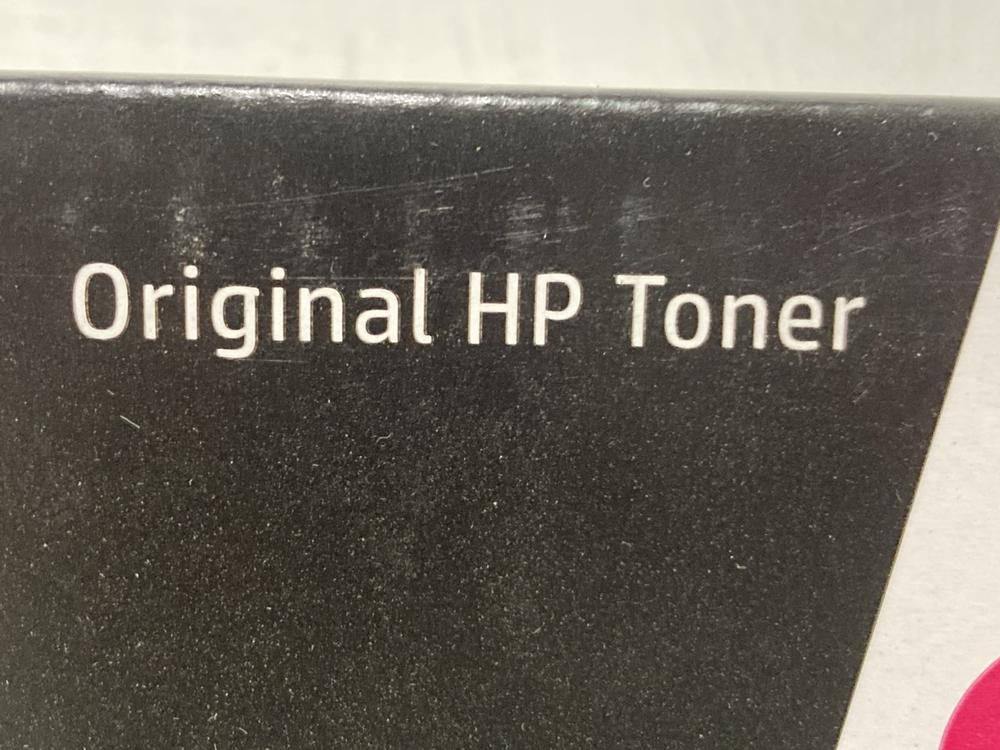 Lot 450  
            Chesterfield SR46 - Parcel Delivery Only 

                
HP W2203A LASERJET 220A MAGENTA ORIGINAL TONER CARTRIDGE (LOCATION: I3)