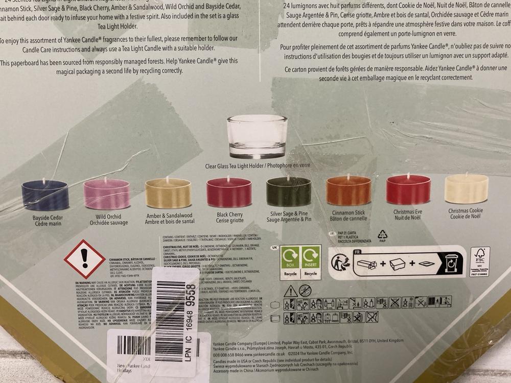 Lot 466  
            Chesterfield SR46 - Parcel Delivery Only 

                
YANKEE CANDLE ADVENT CALENDAR FROM PASSPORT HOLIDAYS COLLECTION TO INCLUDE YANKEE...