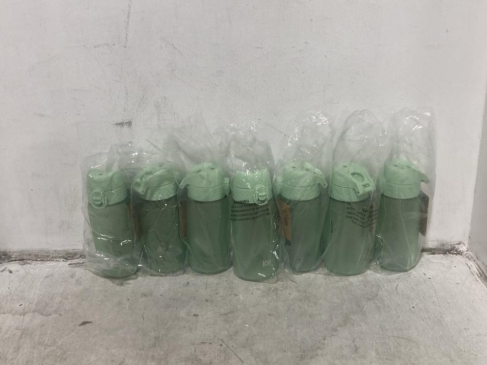 Lot 490  
            Chesterfield SR46 - Parcel Delivery Only 

                
7 X ION 8 350ML GREEN WATER BOTTLES (LOCATION: I4)