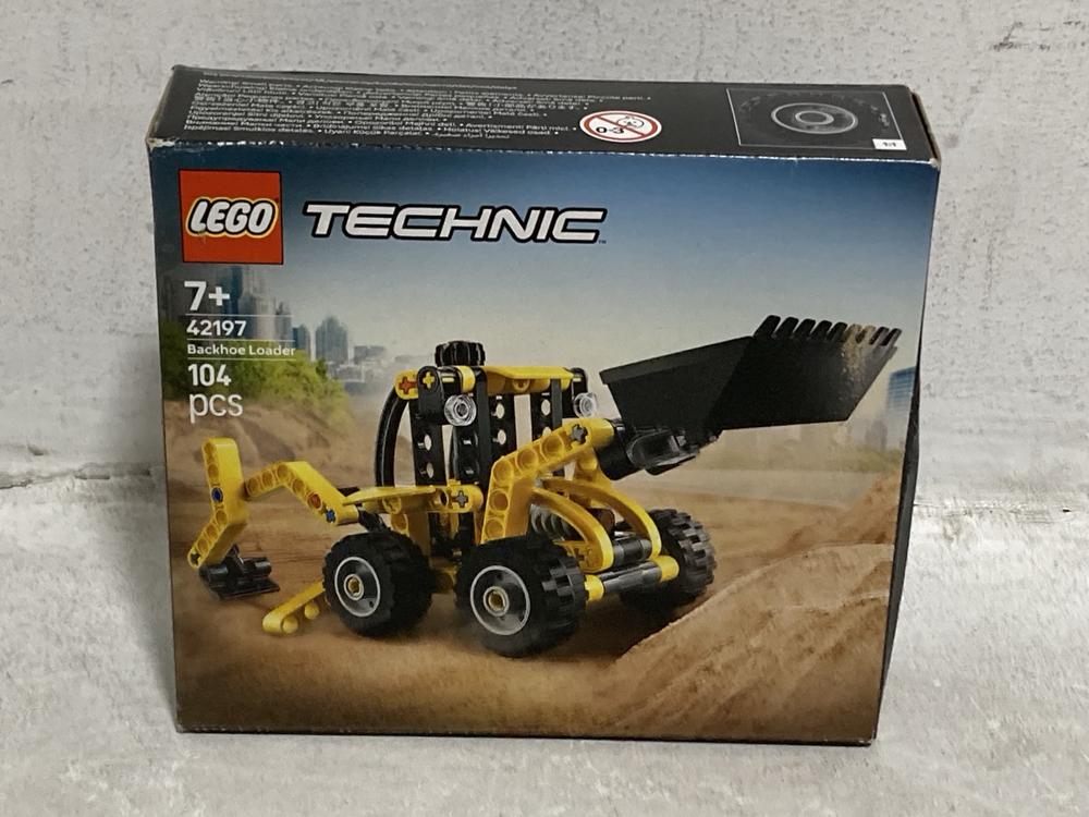 Lot 524  
            Chesterfield SR46 - Parcel Delivery Only 

                
4 X ASSORTED LEGOS TO INCLUDE LEGO MINECRAFT THE NETHER LAVER BATTLE (LOCATION: I5) - Image 2