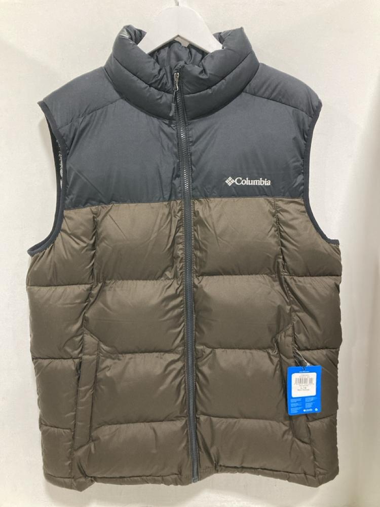 Lot 527  
            Chesterfield SR46 - Parcel Delivery Only 

                
COLUMBIA BLACK PUFFER COAT IN SIZE M TO INCLUDE COLUMBIA BROWN/BLACK PUFFER GILET...