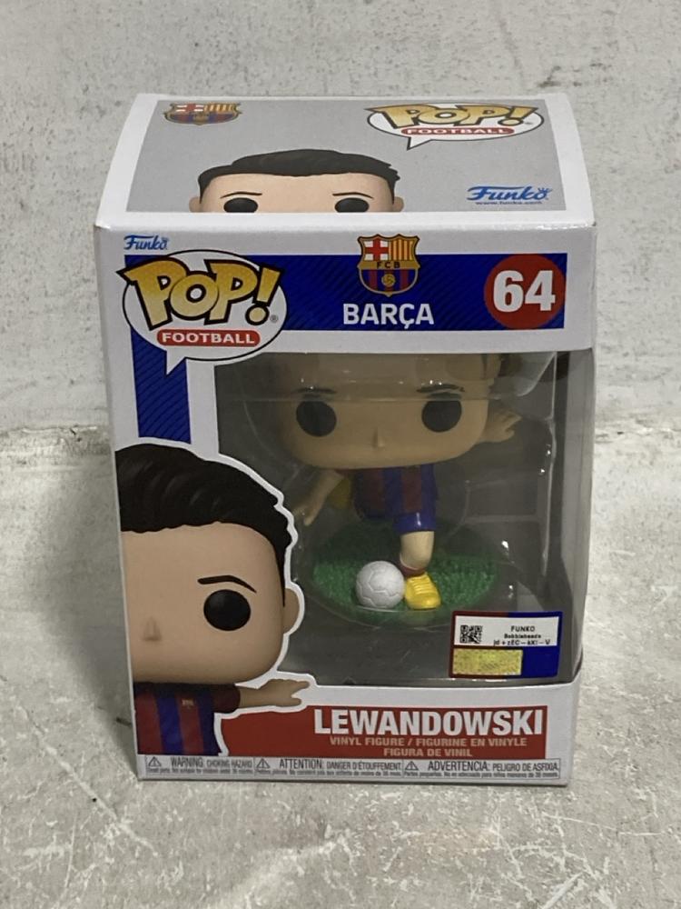 Lot 537  
            Chesterfield SR46 - Parcel Delivery Only 

                
5 X ASSORTED POP FIGURES TO INCLUDE POP MOVIES WICKED GLINDA IN BLUE GOWN FIGURE ...