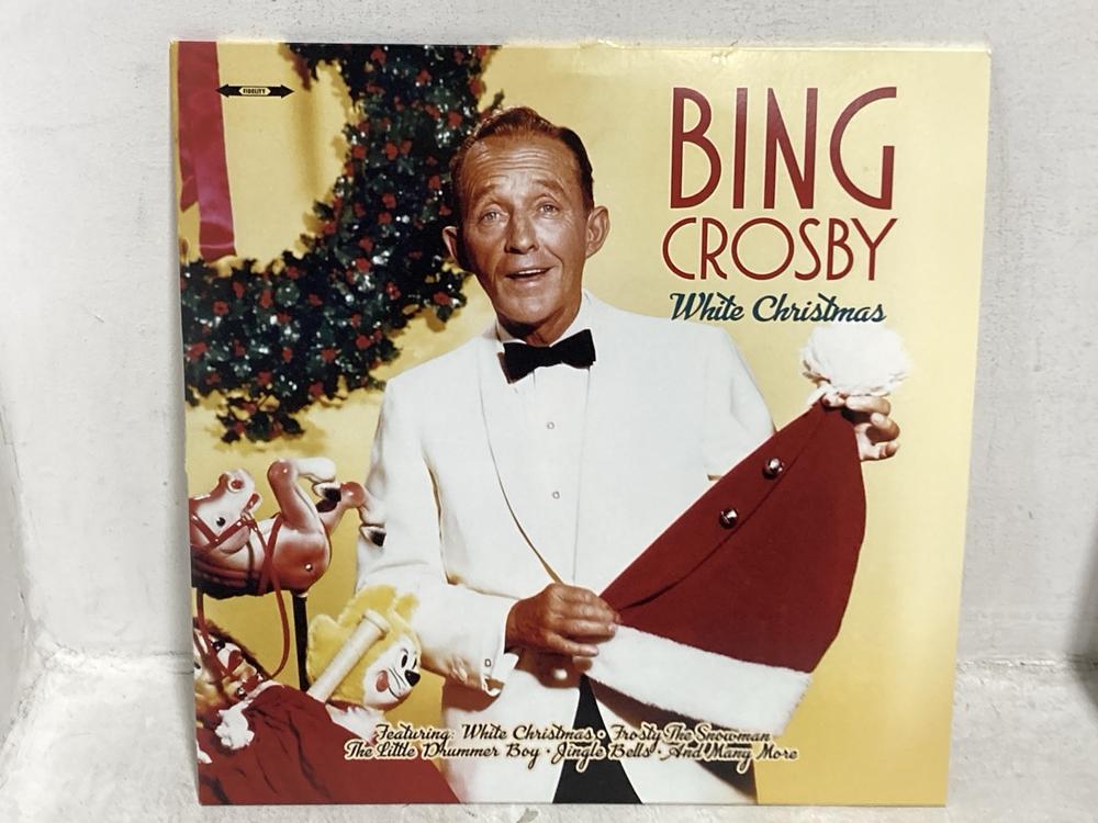 Lot 540  
            Chesterfield SR46 - Parcel Delivery Only 

                
6 X ASSORTED VINYL RECORDS TO INCLUDE BING CROSBY WHITE CHRISTMAS VINYL (LOCATION...
