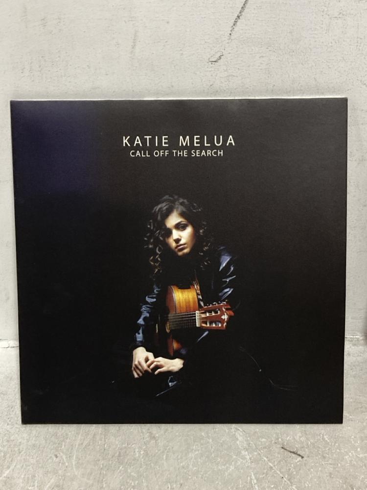 Lot 540  
            Chesterfield SR46 - Parcel Delivery Only 

                
6 X ASSORTED VINYL RECORDS TO INCLUDE BING CROSBY WHITE CHRISTMAS VINYL (LOCATION...