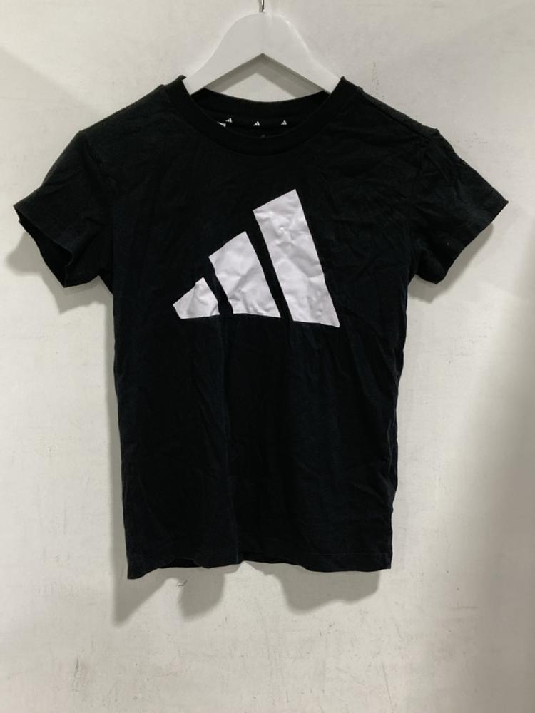 Lot 545  
            Chesterfield SR46 - Parcel Delivery Only 

                
5 X ASSORTED BRANDED CLOTHING ITEMS TO INCLUDE RED ADIDAS CROP TOP SIZE XS (LOCAT...