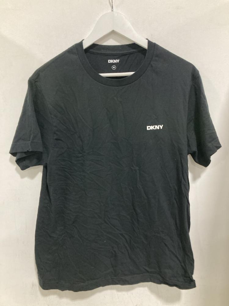 Lot 549  
            Chesterfield SR46 - Parcel Delivery Only 

                
5 X ASSORTED BRANDED CLOTHING ITEMS TO INCLUDE PUMA T-SHIRT IN BLACK SIZE 11/12 Y...