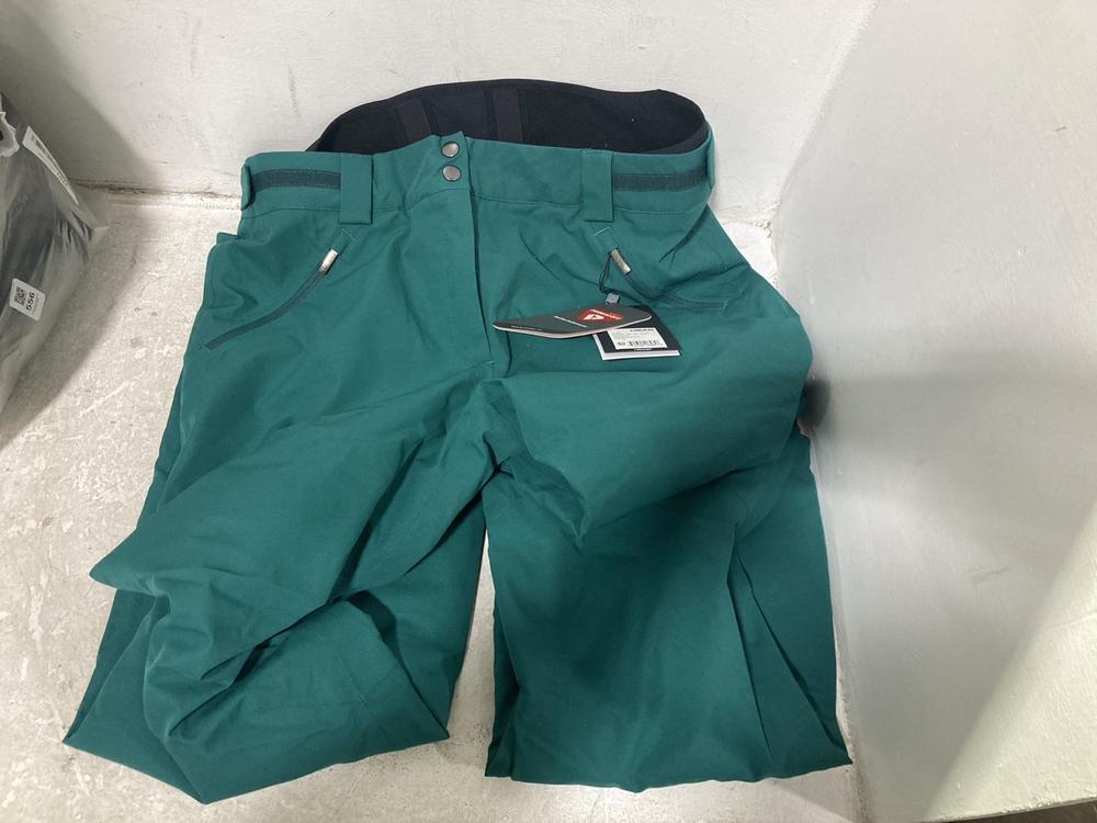 Lot 556  
            Chesterfield SR46 - Parcel Delivery Only 

                
HEAD SIERRA PANTS IN GREEN SIZE XL TO INCLUDE COLUMBIA PUFFER JACKET IN BLACK SIZ... - Image 4