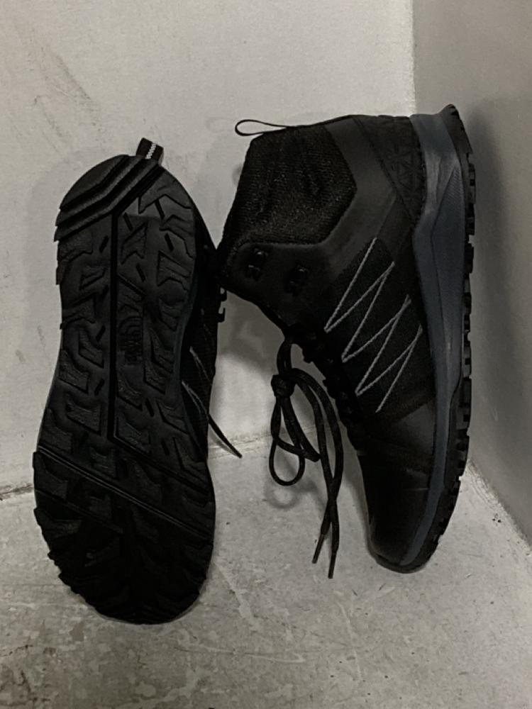 Lot 568  
            Chesterfield SR46 - Parcel Delivery Only 

                
THE NORTH FACE LIFTE WAVE FASTPACK MID SHOES IN BLACK - UK SIZE 7 (LOCATION: I1) - Image 3