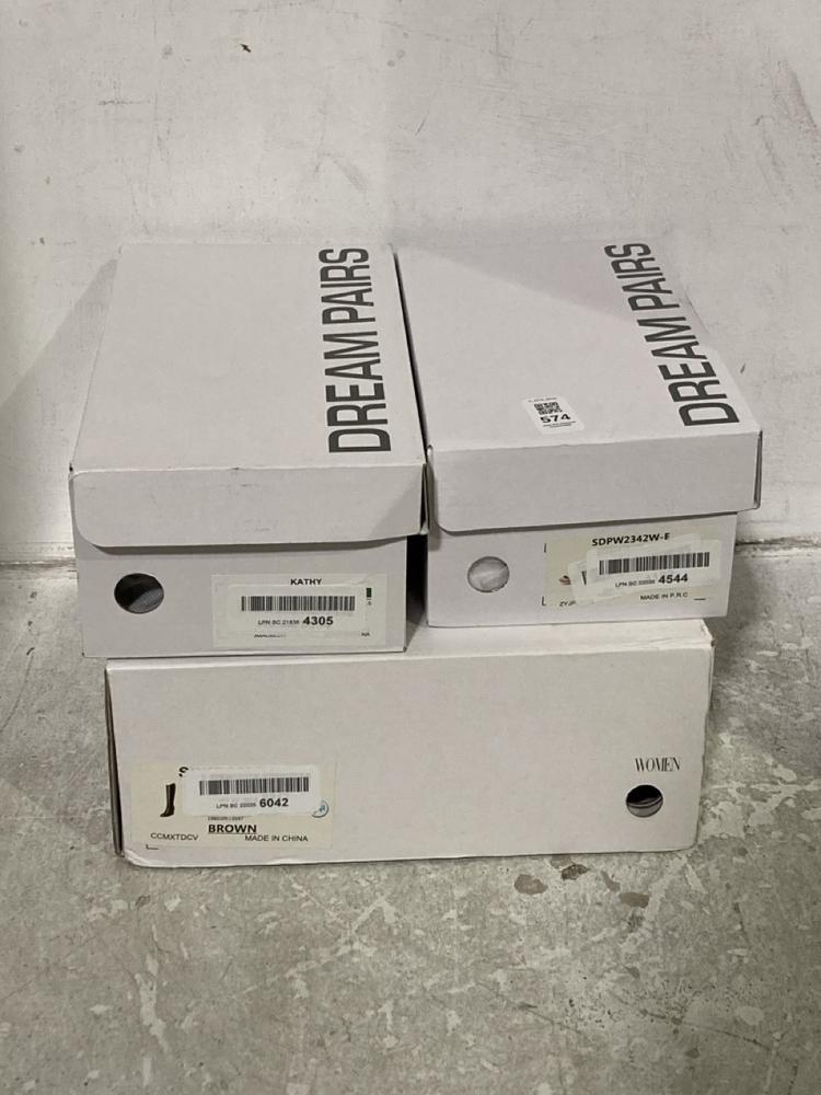 Lot 574  
            Chesterfield SR46 - Parcel Delivery Only 

                
3X ASSORTED ADULTS SHOES TO INCLUDE DREAM PARIS KATHY SANDALS IN RED - UK SIZE 5....