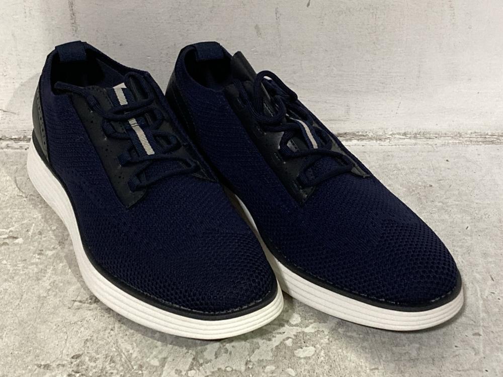 Lot 575  
            Chesterfield SR46 - Parcel Delivery Only 

                
BRUNO MARC URBAN-06-01 SHOES IN BLACK - UK SIZE 11 TO INCLUDE BRUNO MARC SBOX24 S... - Image 2