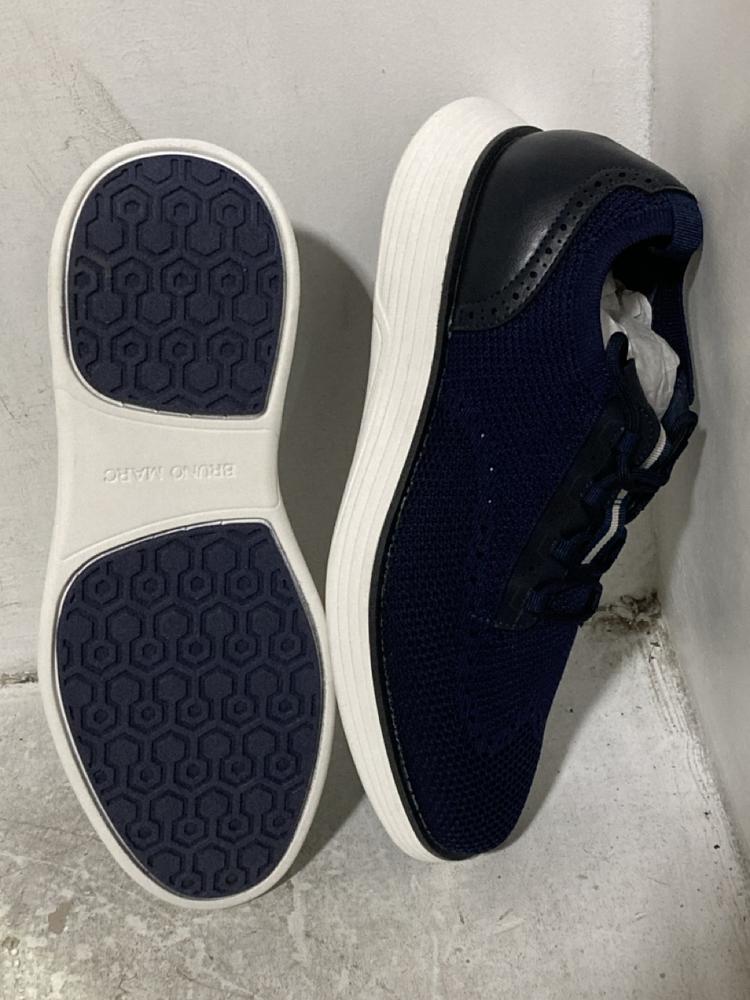 Lot 575  
            Chesterfield SR46 - Parcel Delivery Only 

                
BRUNO MARC URBAN-06-01 SHOES IN BLACK - UK SIZE 11 TO INCLUDE BRUNO MARC SBOX24 S... - Image 3