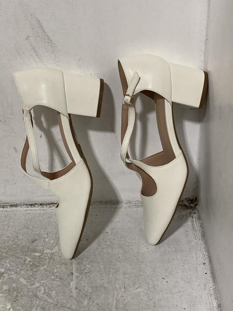 Lot 576  
            Chesterfield SR46 - Parcel Delivery Only 

                
4 X ASSORTED ADULTS SHOES TO INCLUDE DREAM PARIS LEATHER HEELS IN WHITE - UK SIZE...