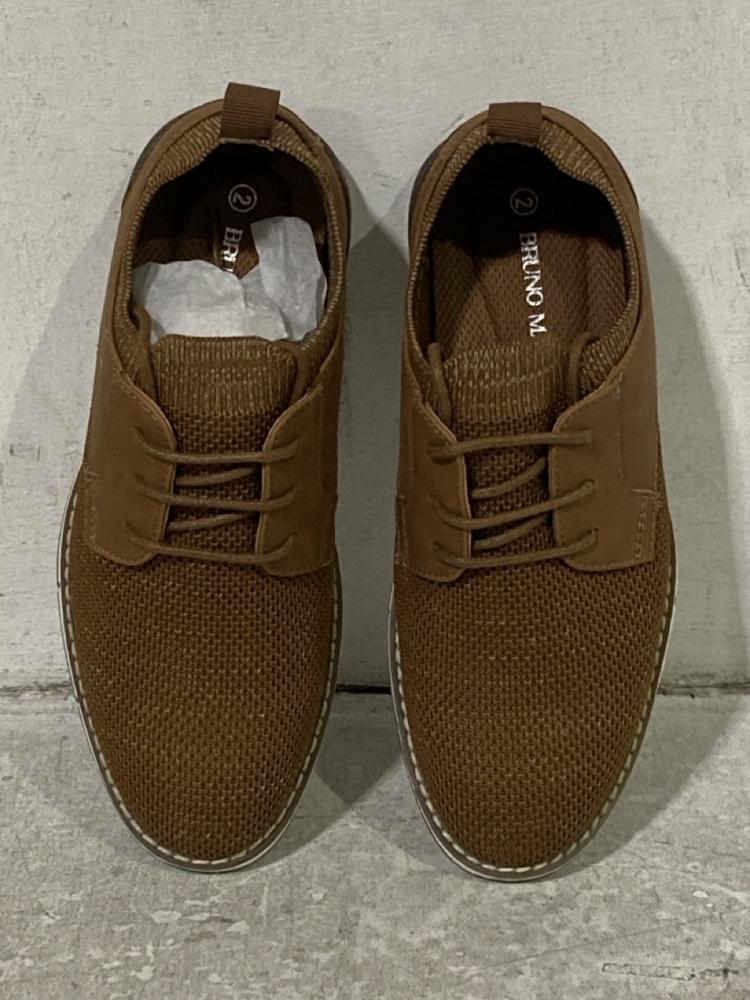 Lot 581  
            Chesterfield SR46 - Parcel Delivery Only 

                
BRUNO MARC MEN'S SLIP-ON SHOES IN NAVY - UK SIZE 11 TO INCLUDE BRUNO MARC BRUNO M... - Image 4