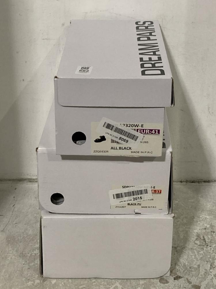 Lot 582  
            Chesterfield SR46 - Parcel Delivery Only 

                
3 X ASSORTED ADULTS DREAM PARIS SHOES TO INCLUDE DREAM PARIS WOMENS VELCRO SANDAL...