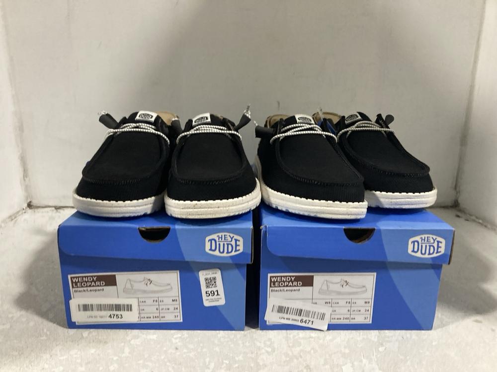 Lot 591  
            Chesterfield SR46 - Parcel Delivery Only 

                
2 X HEY DUDE WENDY LEOPARD BLACK/LEOPARD SHOES SIZE 6 UK (LOCATION: H1)