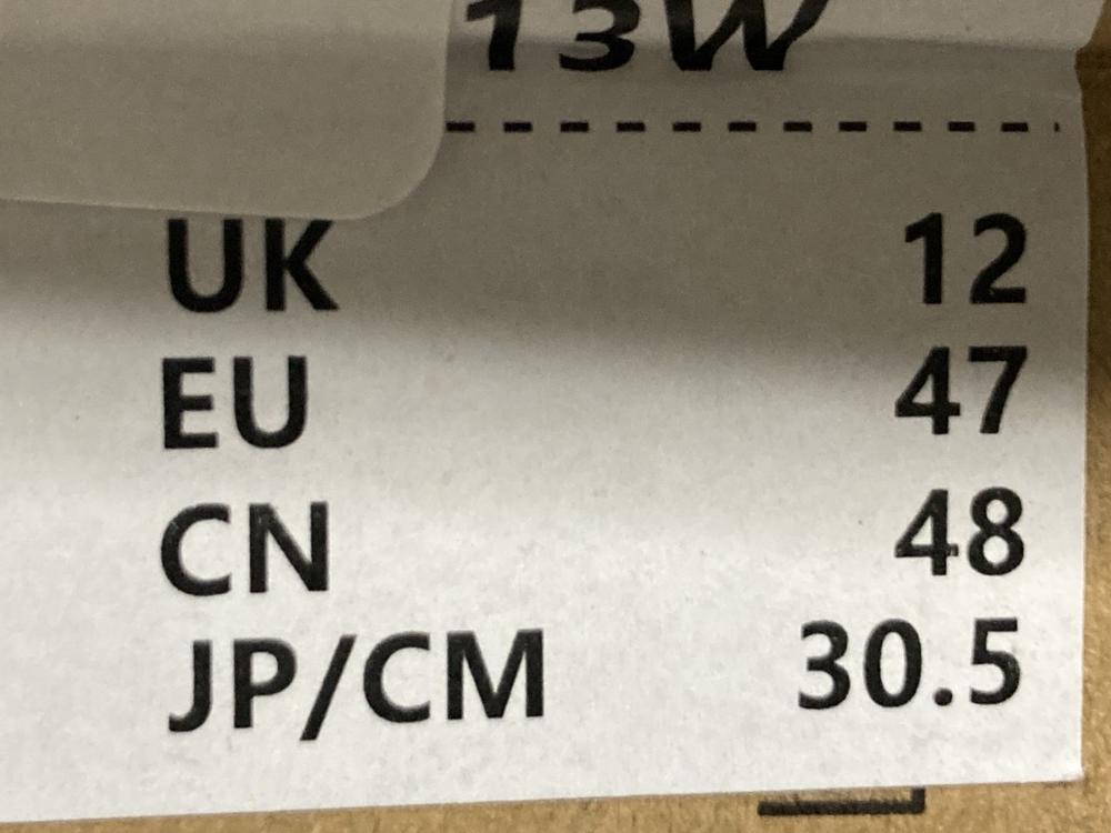 Lot 594  
            Chesterfield SR46 - Parcel Delivery Only 

                
3 X ASSORTED FITVILLE SHOES TO INCLUDE SPEED EX GOLF SHOE IN WHITE SIZE 11.5 UK (...