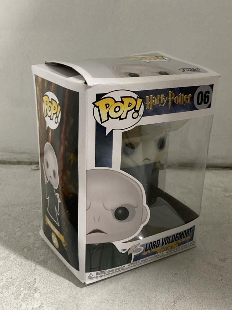 Lot 604  
            Chesterfield SR46 - Parcel Delivery Only 

                
4 X ASSORTED POP FIGURES TO INCLUDE HARRY POTTER 06 LORD VOLDEMORT (LOCATION: H1) - Image 4