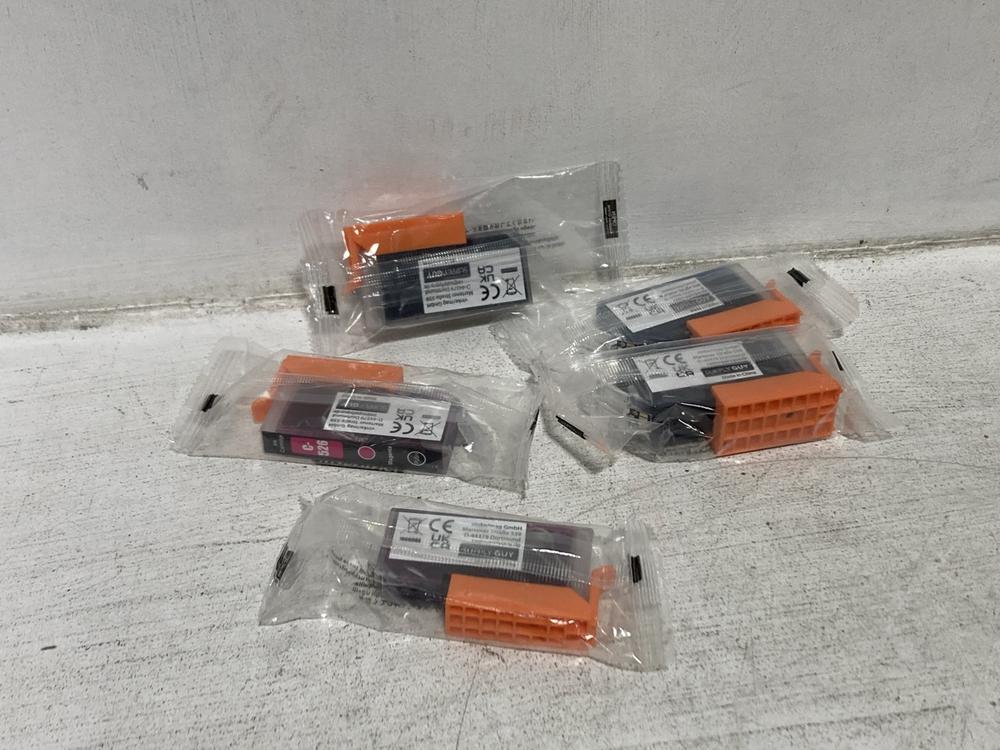 Lot 621  
            Chesterfield SR46 - Parcel Delivery Only 

                
BOX OF ASSORTED INKS TO INCLUDE BROTHER LC3213 MAGENTA (LOCATION: H2) - Image 2