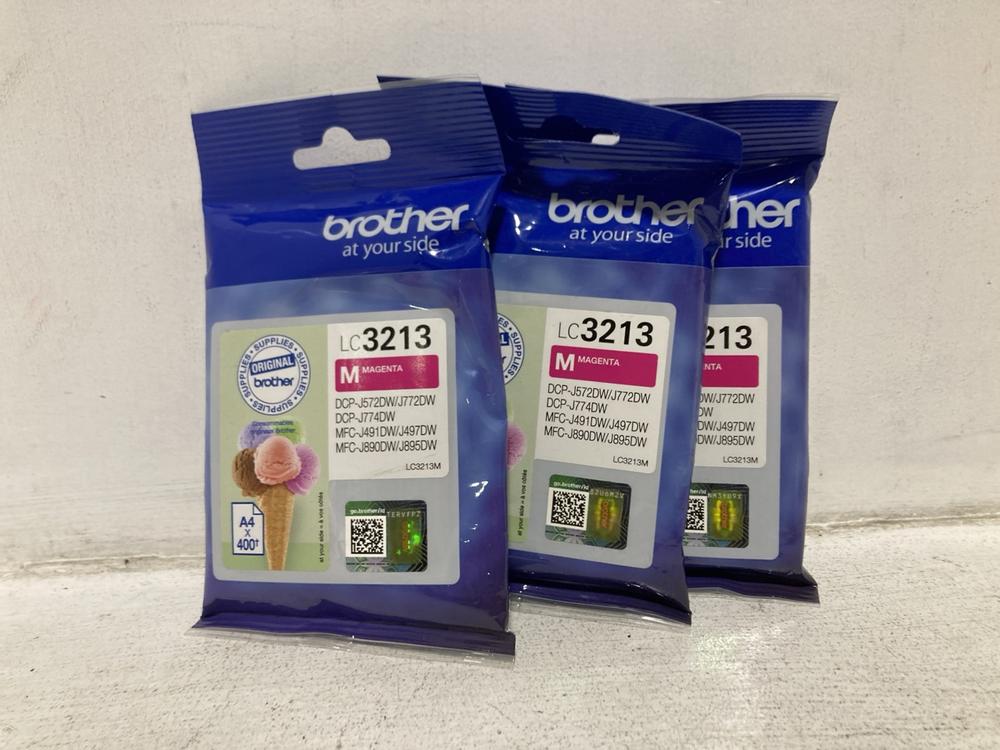 Lot 621  
            Chesterfield SR46 - Parcel Delivery Only 

                
BOX OF ASSORTED INKS TO INCLUDE BROTHER LC3213 MAGENTA (LOCATION: H2) - Image 3