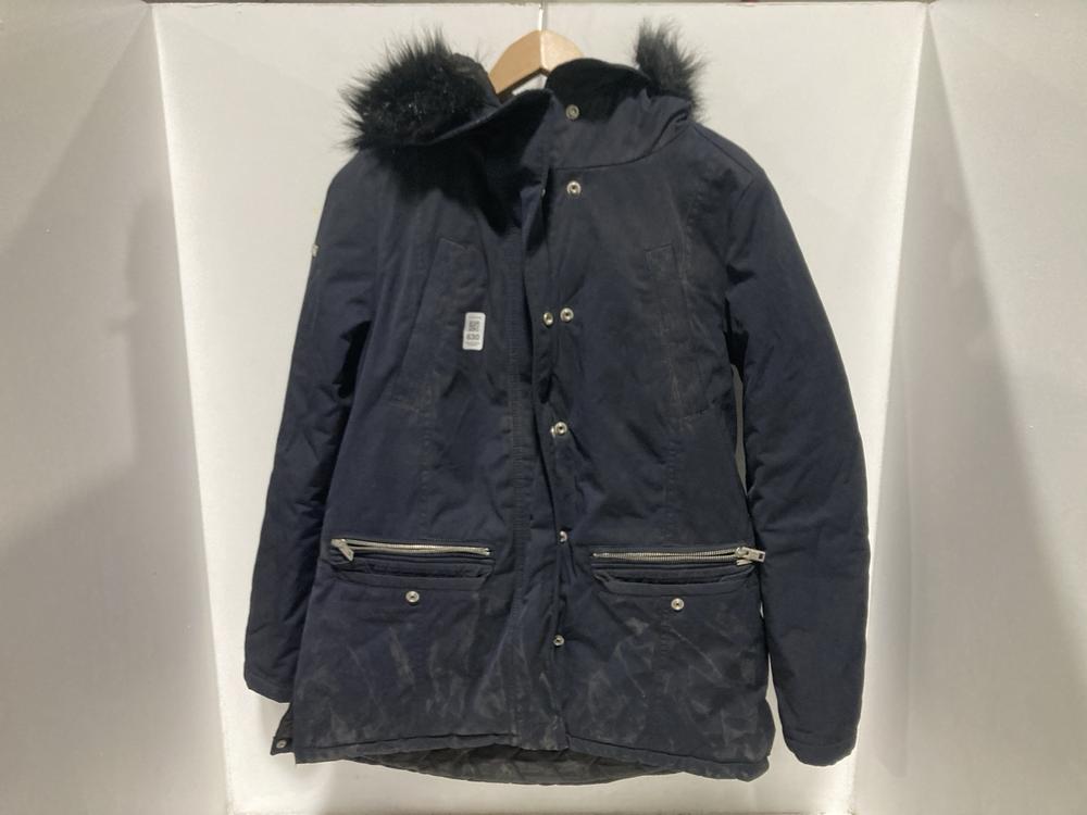 Lot 630  
            Chesterfield SR46 - Parcel Delivery Only 

                
SUPERDRY BLUE PARKA PUFFER COAT SIZE 12 UK (LOCATION: H2)