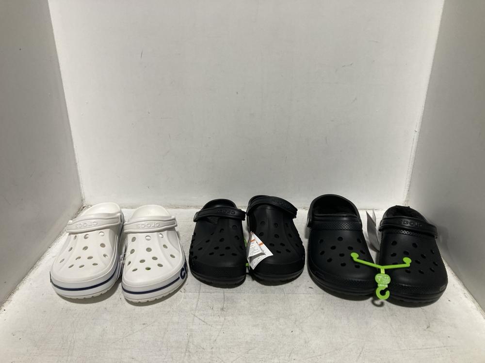 Lot 632  
            Chesterfield SR46 - Parcel Delivery Only 

                
3 X ASSORTED CROCS TO INCLUDE CROCS BAYABAND CLOG IN WHITE SIZE M11/W12 (LOCATION... - Image 2