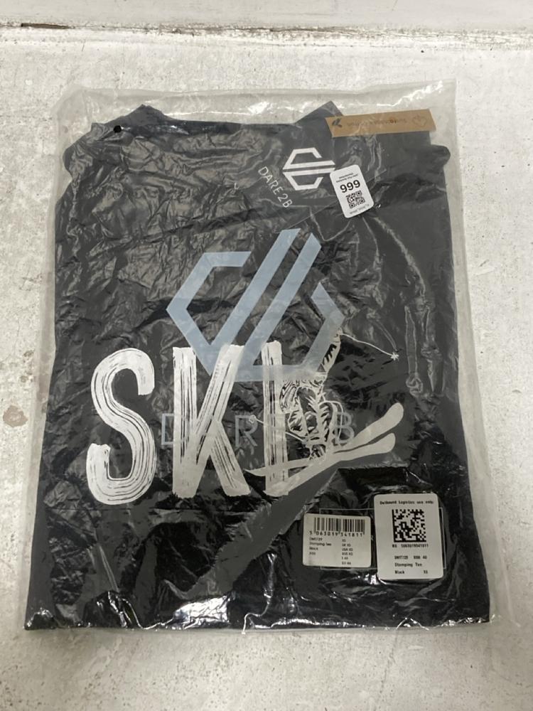 Lot 666  
            Chesterfield SR46 - Parcel Delivery Only 

                
4 X ASSORTED ADULTS DARE2B SPORTS CLOTHING TO INCLUDE DARE2B STOMPING TSHIRT IN B... - Image 2