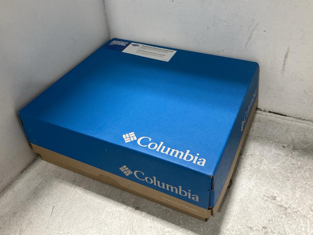 Lot 679  
            Chesterfield SR46 - Parcel Delivery Only 

                
COLUMBIA FIRECAMP BOOTS IN BLACK - UK SIZE 11 (LOCATION: H3)