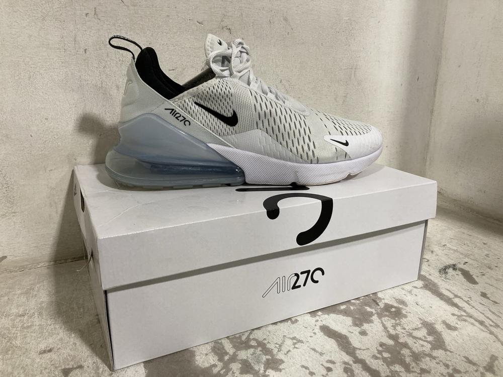 Lot 694  
            Chesterfield SR46 - Parcel Delivery Only 

                
NIKE AIR MAX 270 TRAINERS IN BLACK & WHITE - UK SIZE 10 (LOCATION: H4) - Image 3