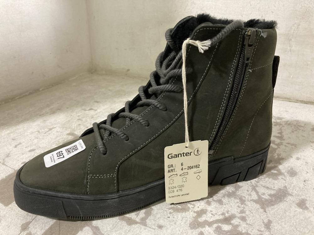 Lot 697  
            Chesterfield SR46 - Parcel Delivery Only 

                
GANTER AUSTRIA 4775 LACE-UP SUEDE BOOTS IN DARK KHAKI - UK SIZE 6 (LOCATION: H4) - Image 3